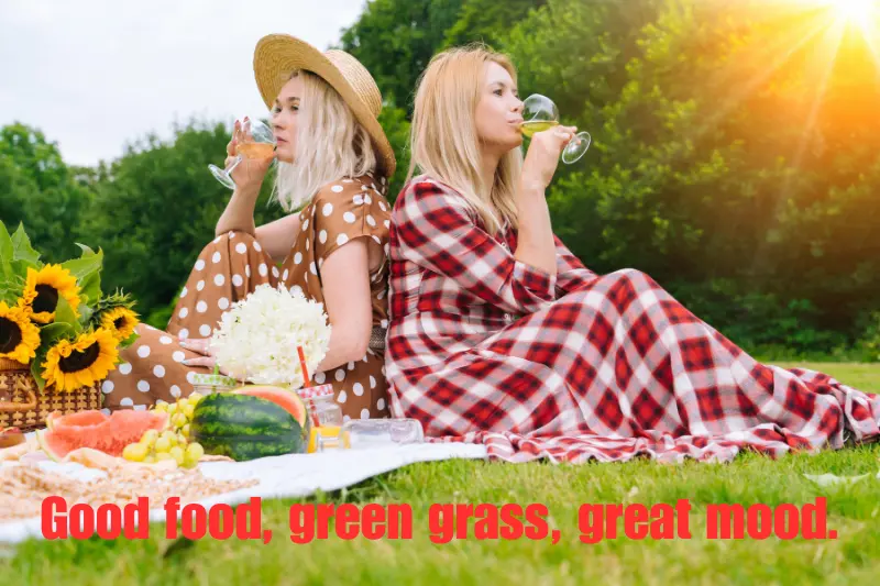 good food, green grass, great mood.